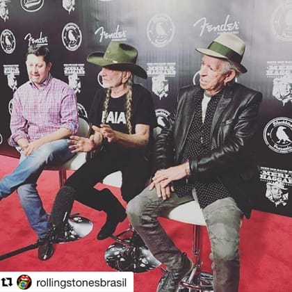 Keith Richards and Willie Nelson on red carpet